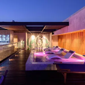 https://diez-diez-collection.hotelsmerida.org