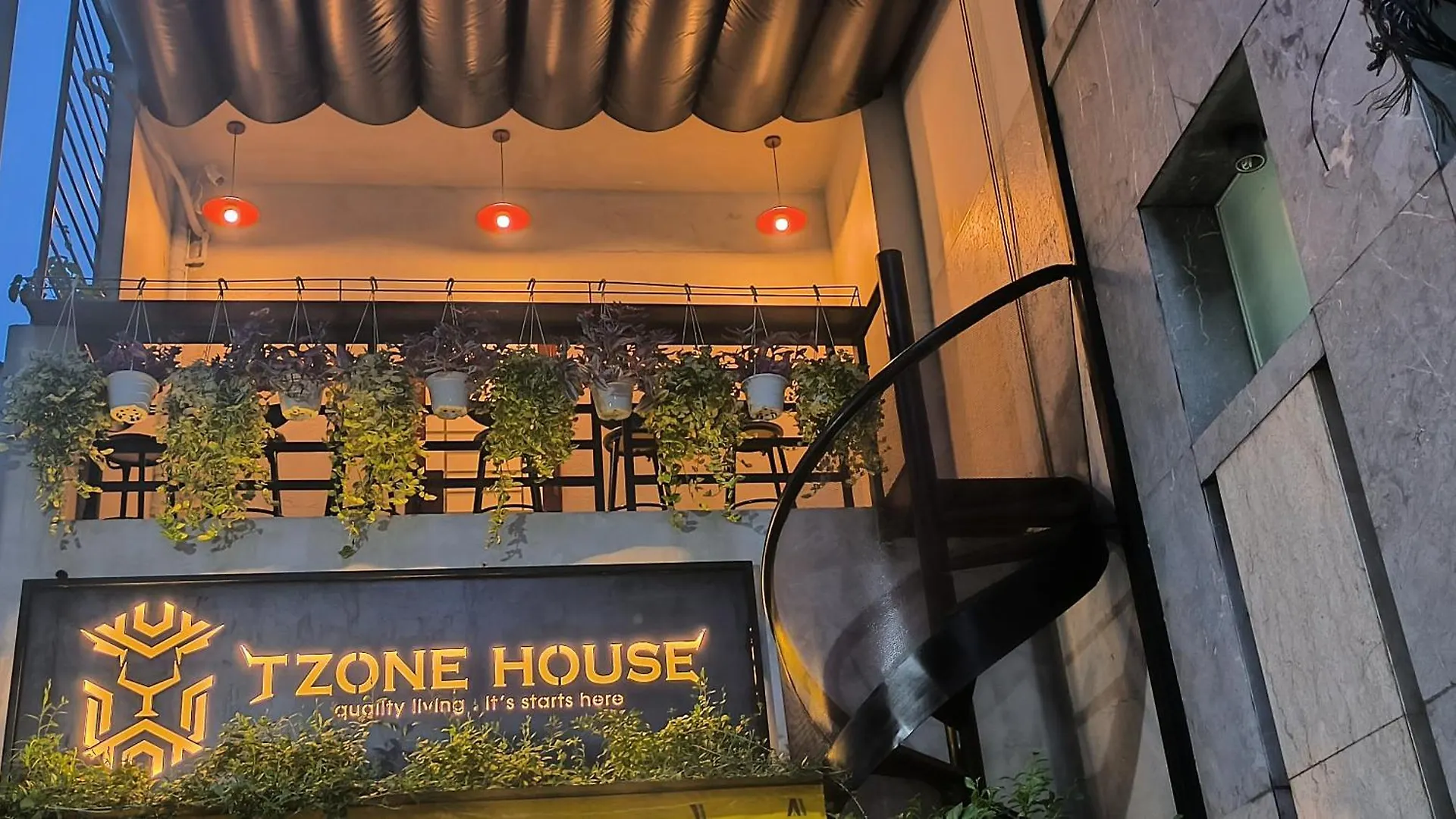 T Zone Hostel - Quiet Place, Near China Town,Ho Thi Ky Street Food,Cafe,Beer Ho Chi Minh City 0*,