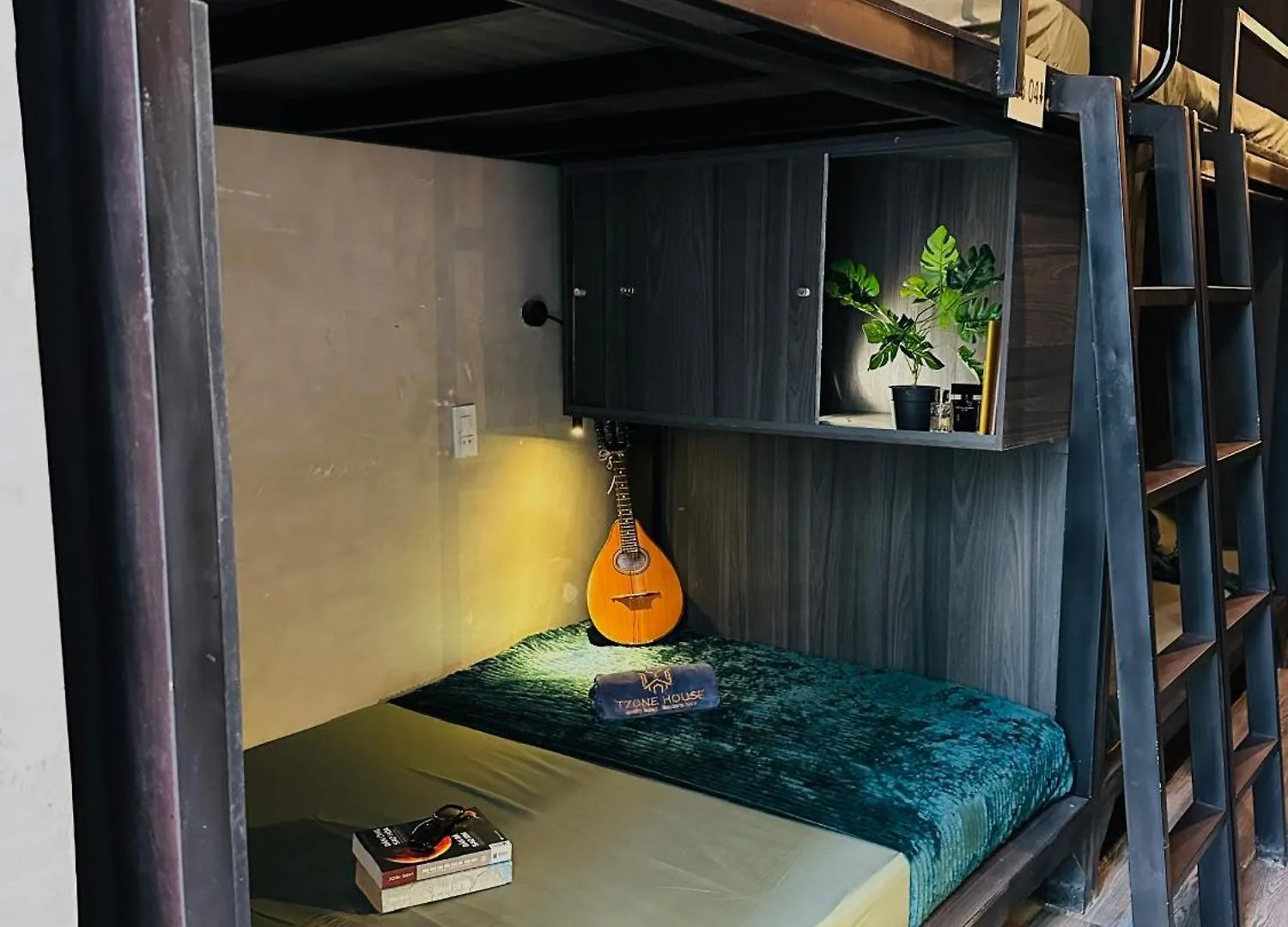 T Zone Hostel - Quiet Place, Near China Town,Ho Thi Ky Street Food,Cafe,Beer Ho Chi Minh City